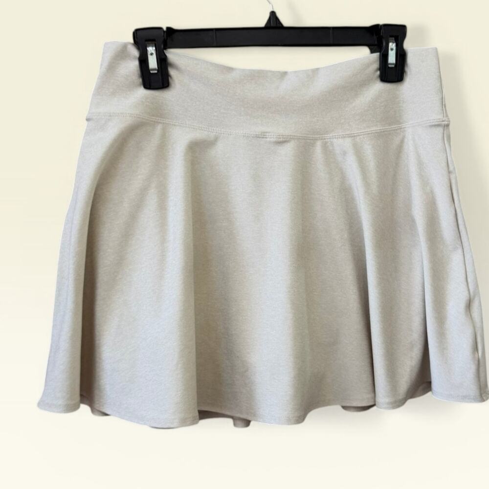 Old Navy Active Cloud Size Large Skort Attached Shorts Bone Beige Athletic